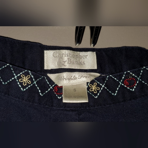 Christopher & Banks Teacher Capris-Size 6 - Picture 4 of 4